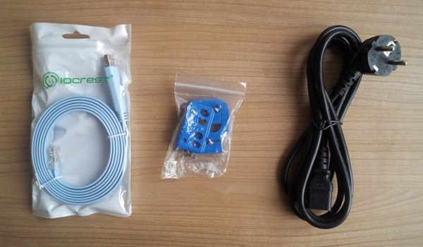 PBXact UC 60 cables and rack mount ears PBXact UC 60 cables and rack mount ears